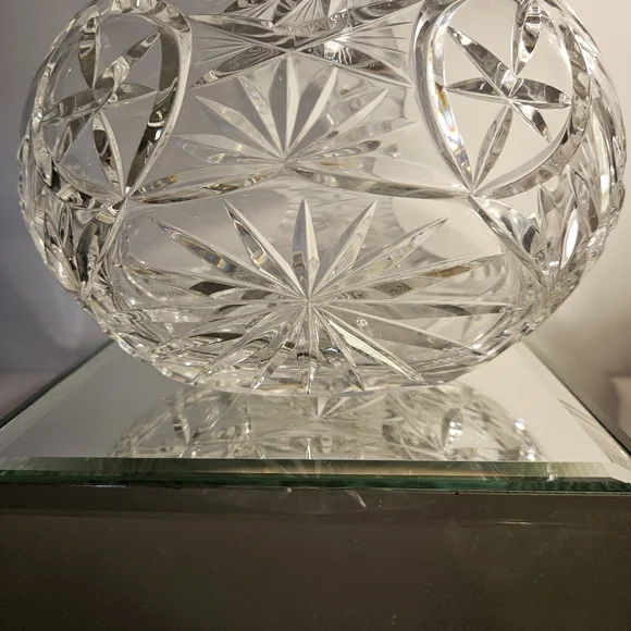 VTG Large Lead Crystal Heavy Cut Glass Basket w/ Stars & Pinwheels